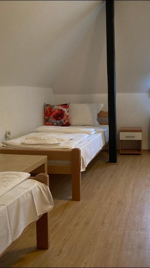 B&B Villa Pipacs Feketić Εξωτερικό φωτογραφία