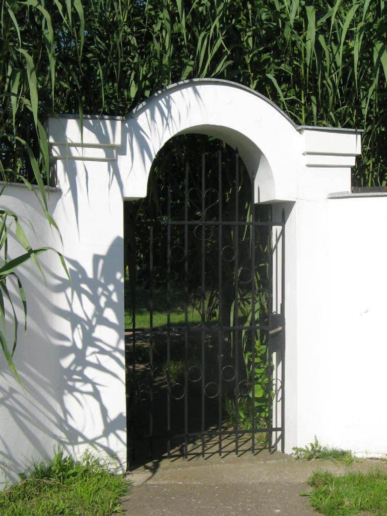 B&B Villa Pipacs Feketić Εξωτερικό φωτογραφία