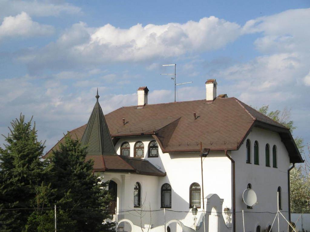 B&B Villa Pipacs Feketić Εξωτερικό φωτογραφία