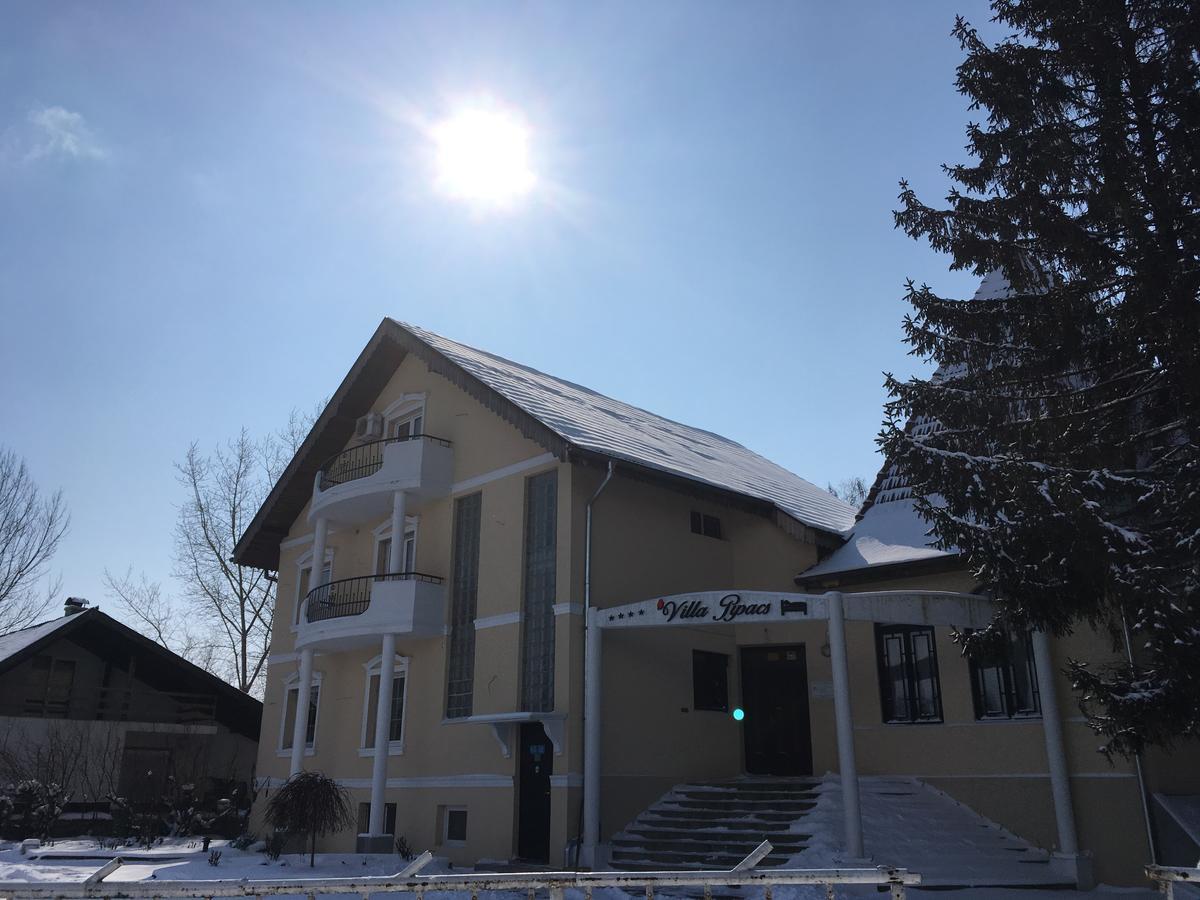 B&B Villa Pipacs Feketić Εξωτερικό φωτογραφία