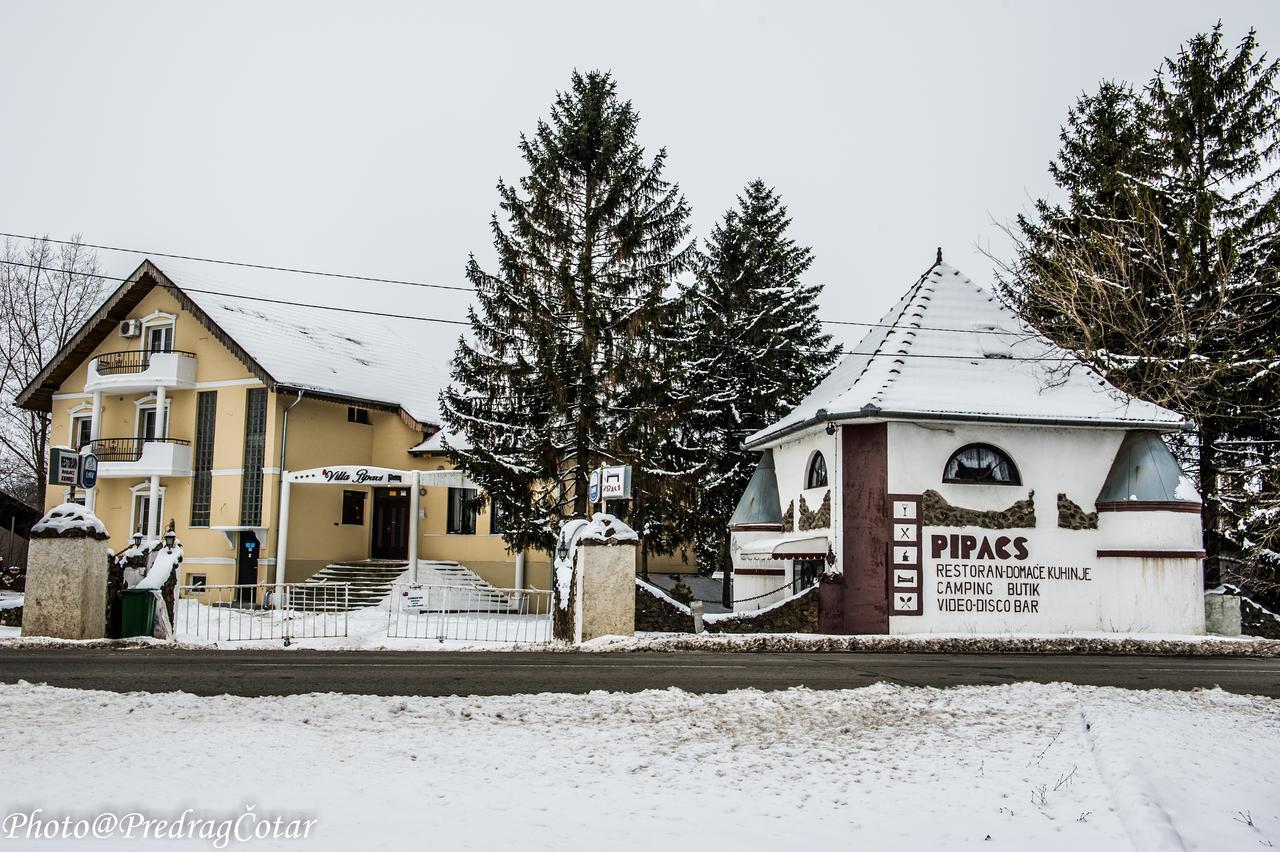 B&B Villa Pipacs Feketić Εξωτερικό φωτογραφία